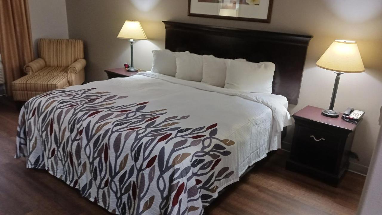 Red Roof Inn & Suites Midland Kültér fotó