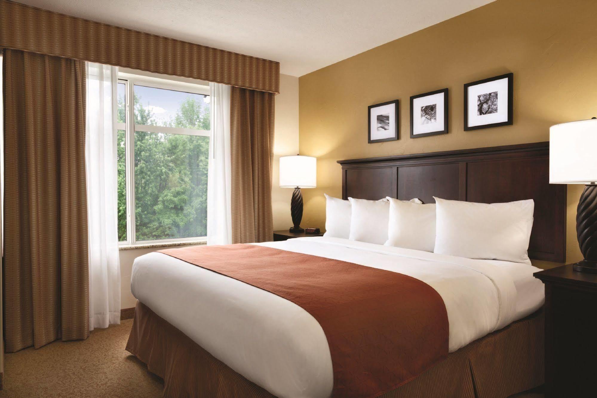 Red Roof Inn & Suites Midland Kültér fotó